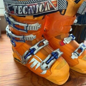 Tecnica Diablo Junior Ski Boots with Silver and Blue Details